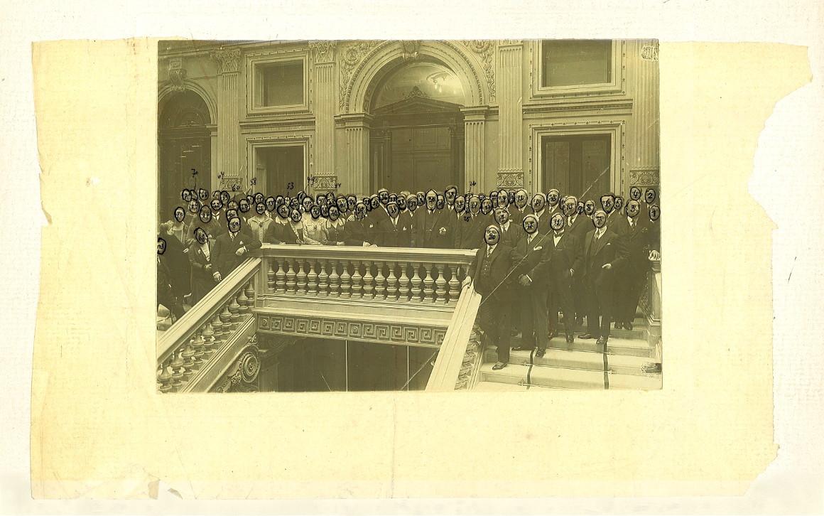 Lo schema di posizionamento sovrapposto alla fotografia