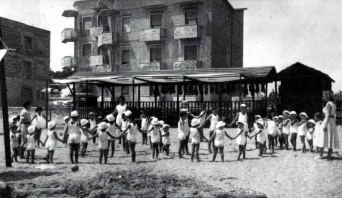 Colonia marina di Ca' Corniani a Caorle (Venezia, 1957)