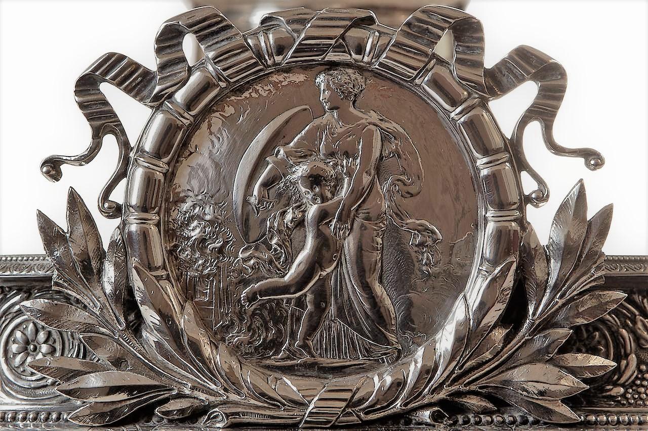 Josef Carl Klinkosch, alzata commemorativa, argento (1872), part., Collezione d’arte Gruppo Generali