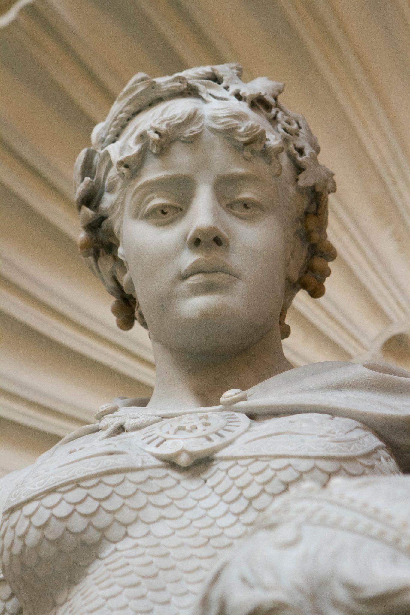 Palazzo Geiringer, sede direzionale di Assicurazioni Generali, salone delle assemblee, dettaglio dell' 'Allegoria dell'Assicurazione' (di Ivan Rendić) / ph. Massimo Goina