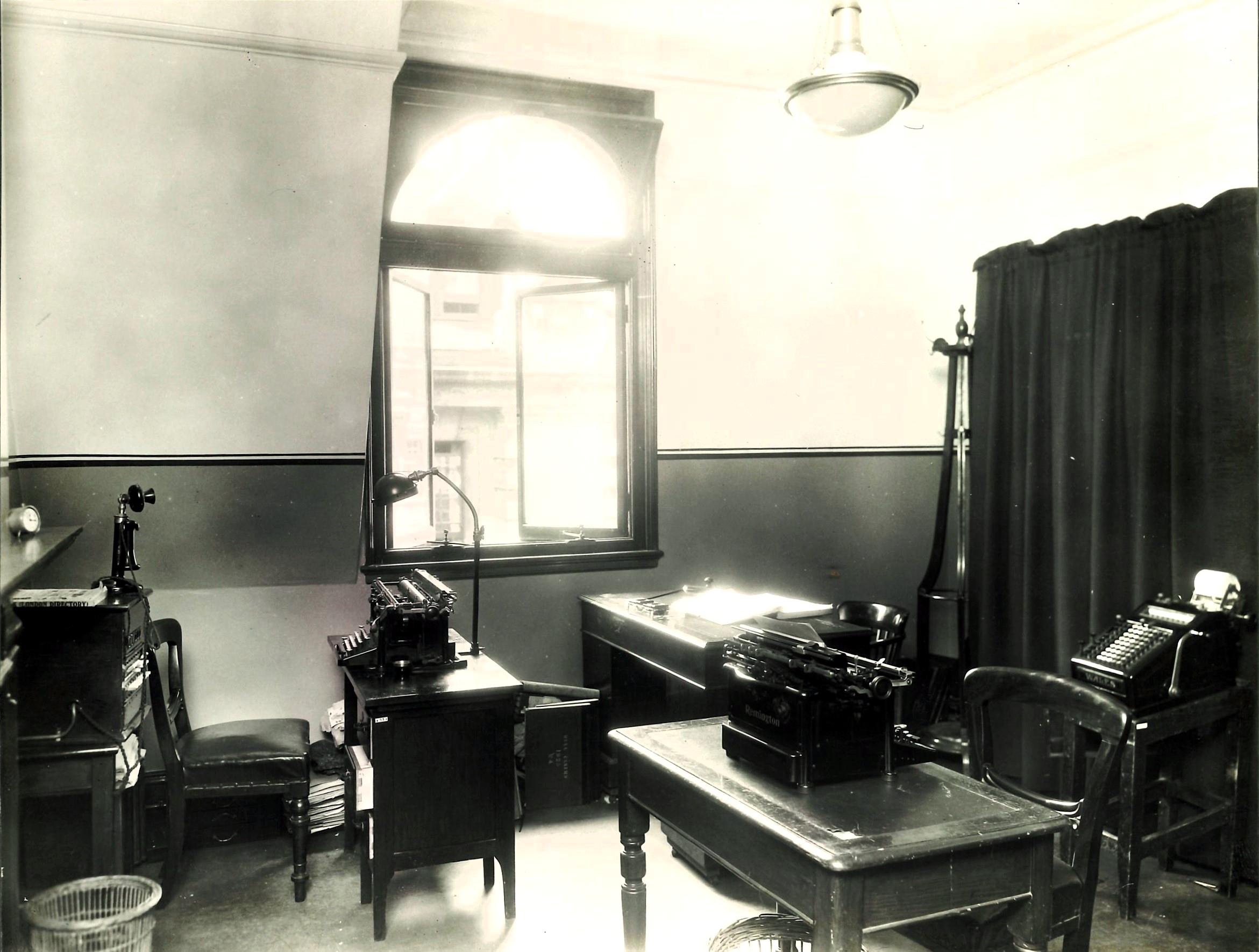 Dixon House (London, 1929)