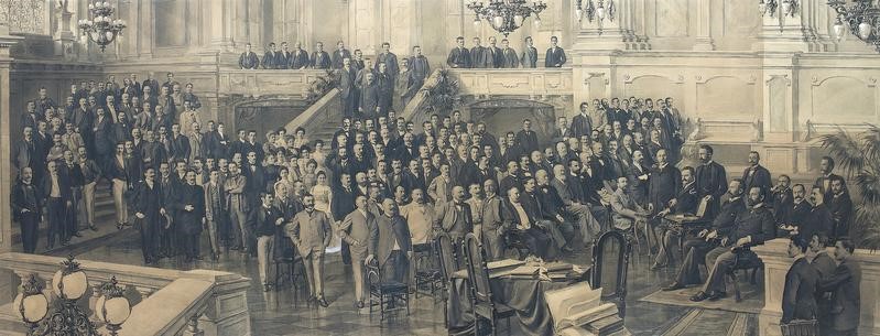 Fotografia della Direzione di Budapest donata al segretario generale Edmondo Richetti (Budapest, 1899) / ph. Massimo Goina