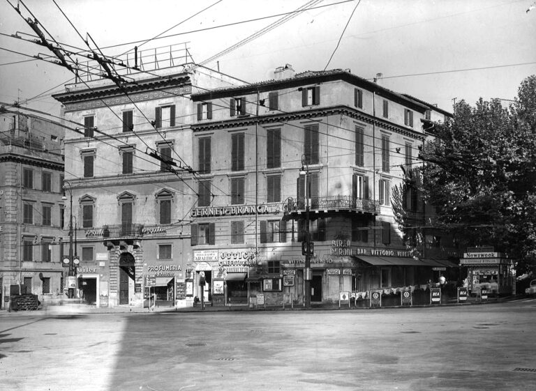 The Island of Purification (1950-60s) / photo by Industria Fotografica A. D’Amico