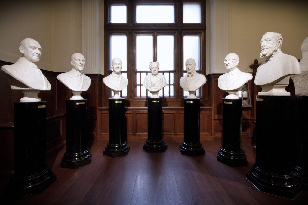 Busti dei presidenti di Generali, XIX-XX sec. / ph. Massimo Goina